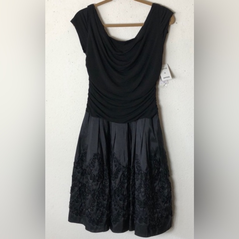 Vintage SL Fashions Women's Dressy Black Dress Size 10P w/sequins NWT
